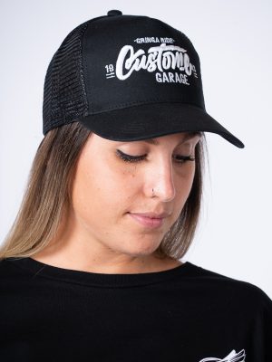 Gorra Trucker Custome N/B
